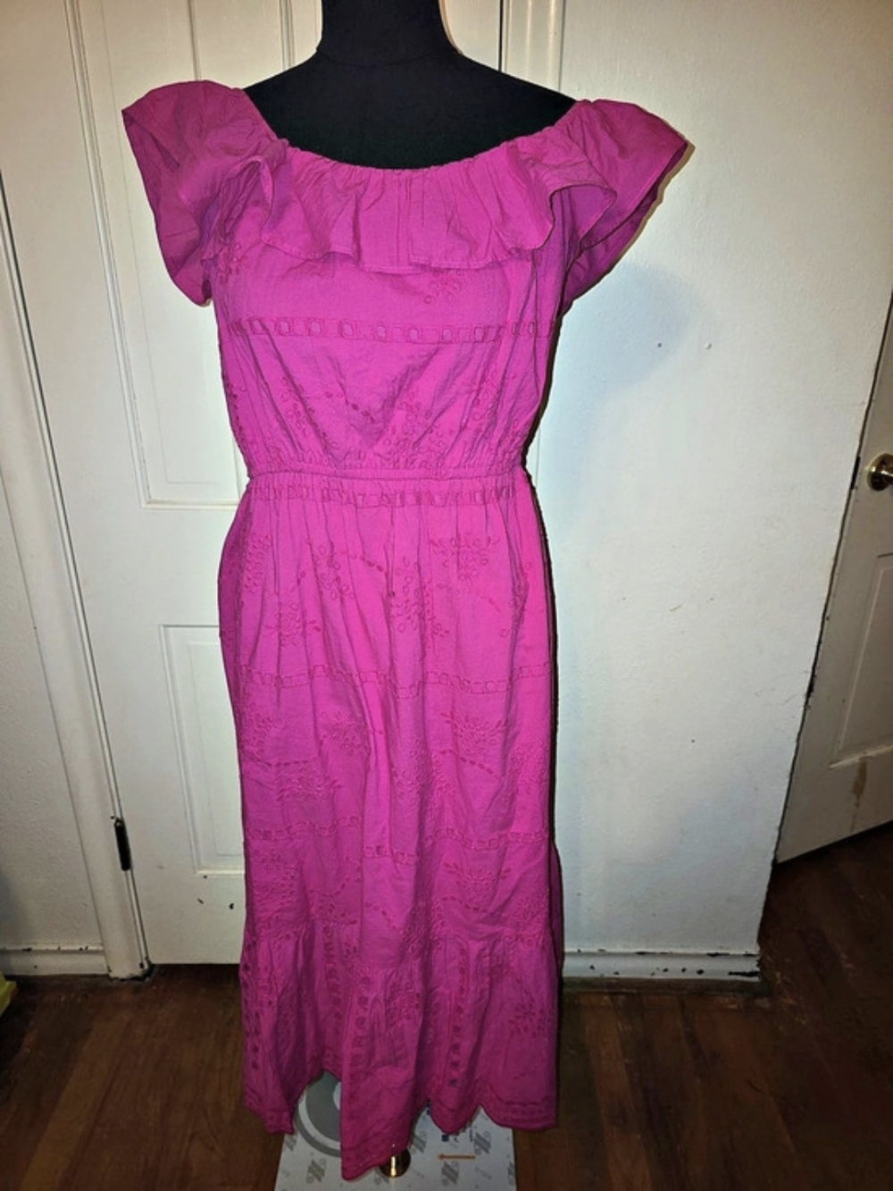 LOFT Ruffle Maxi Dress in Pink Size Small